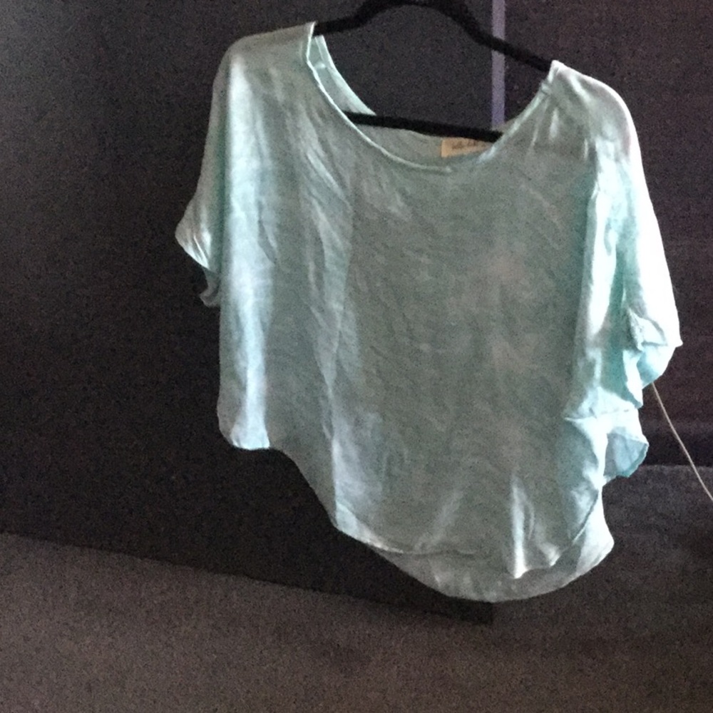 Green and white top loose fitting